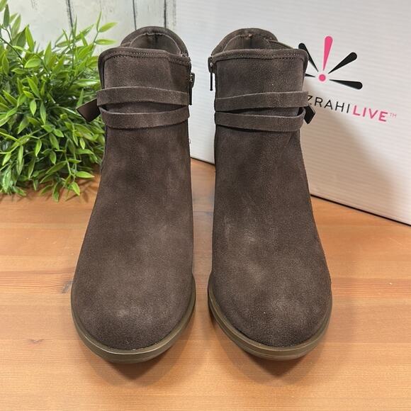 Isaac Mizrahi Live! Chelsea Boot with Bow Booties Size 10 - Picture 2 of 9